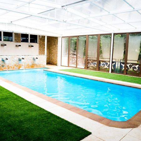 Casas Rurales Vado Del Rio Tus Cortijo Prados Buitenkant foto